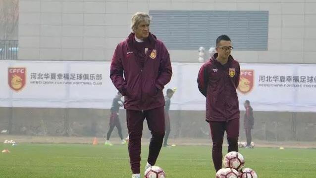 因为这场比赛至关重要，决定米兰是小组出线、参加欧联还是被直接淘汰，并且将决定米兰本赛季的收入。